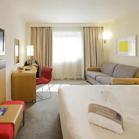 Novotel Centre Gares ליל