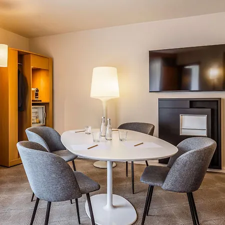 Novotel Centre Gares Hotel Lilla